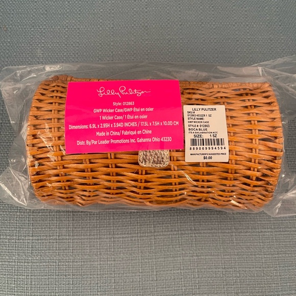 Lilly Pulitzer sunglass case. - Picture 3 of 3